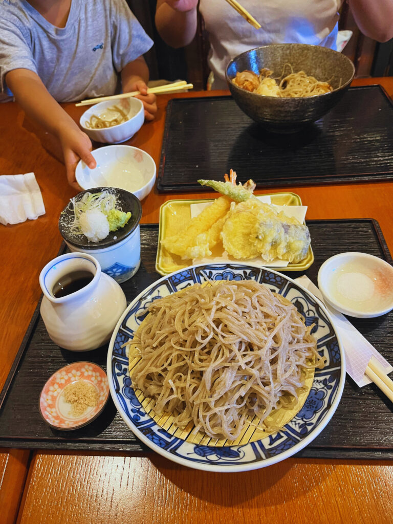 天ぷらそば 見た目通り美味しい
