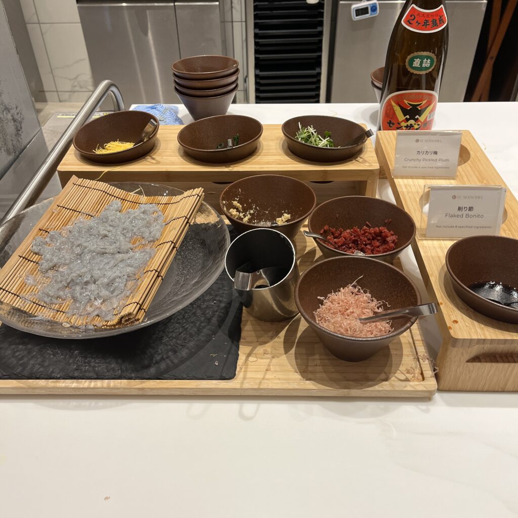 シラス丼作成コーナー