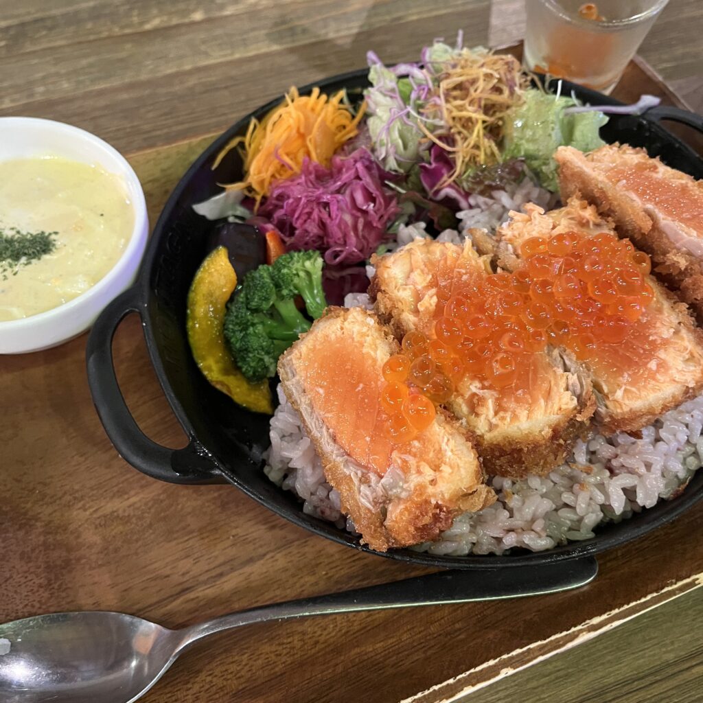 サーモンかつ