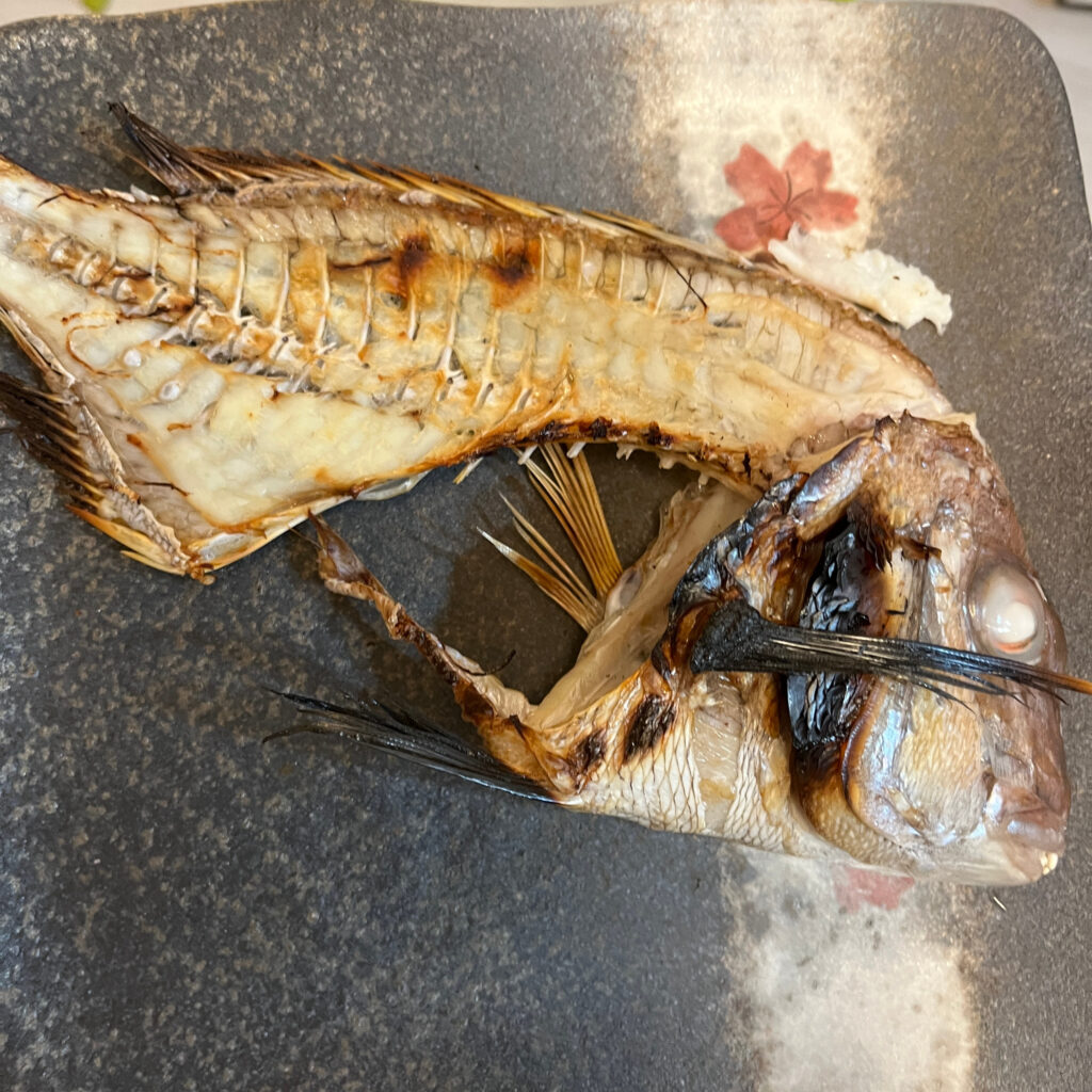 魚を焼いた姿