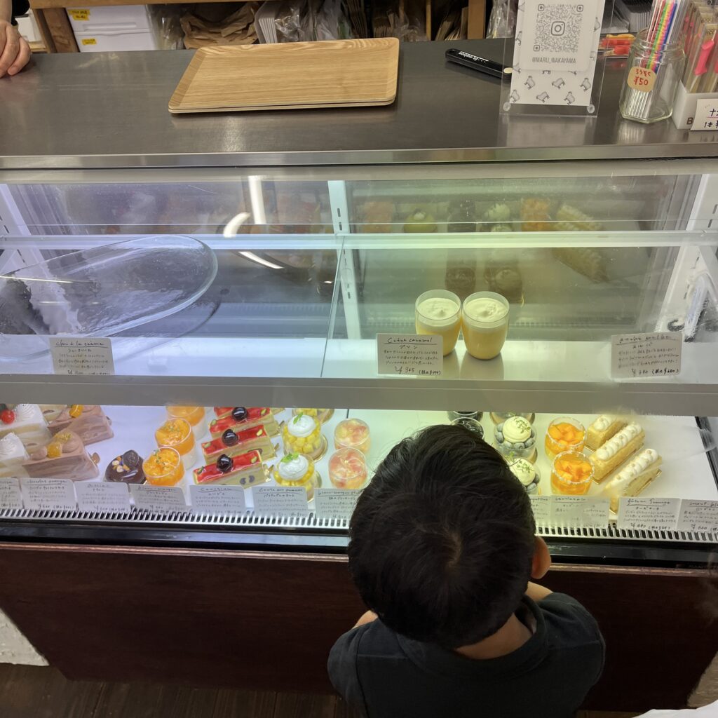 ケーキのショーケース