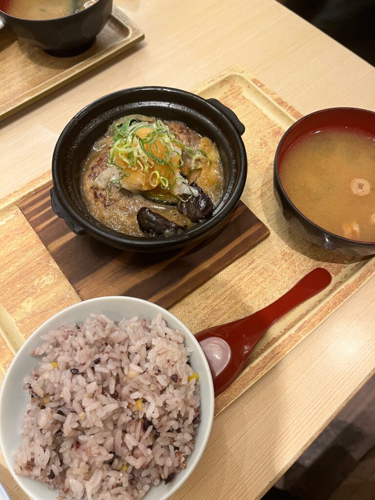 おろしハンバーグ定食