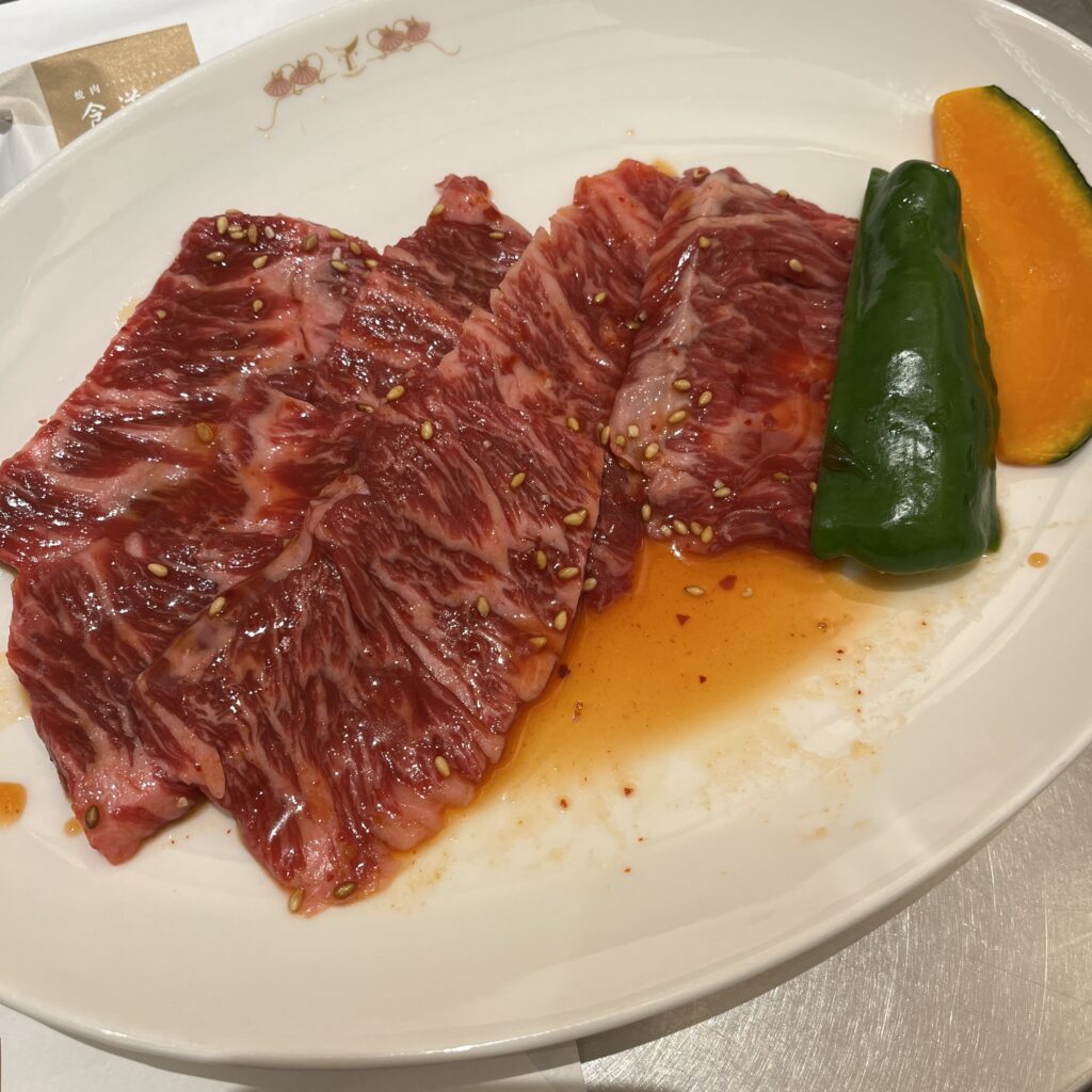 美味しそうに並ぶハラミ