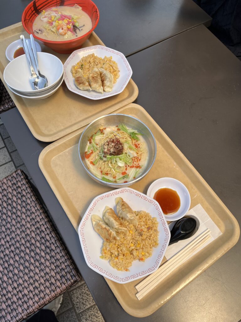 冷麺とちゃんぽん