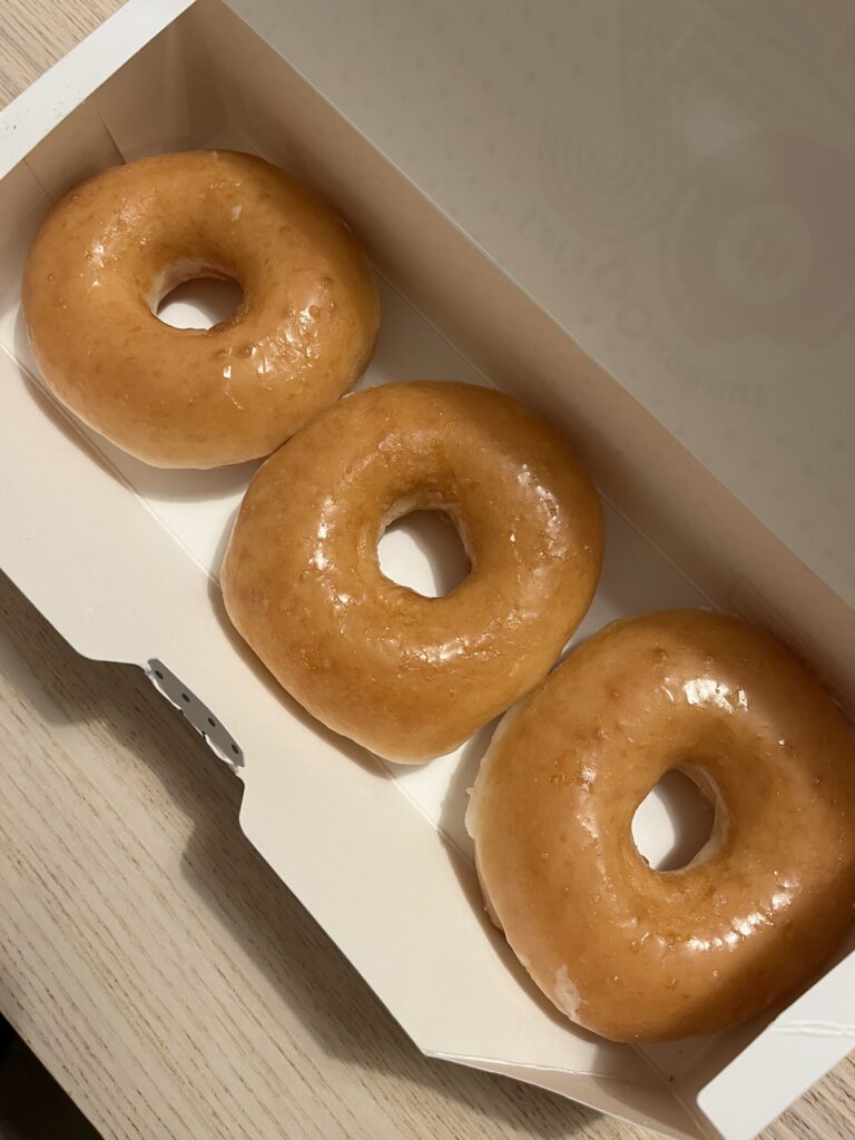 三つセットのドーナツ