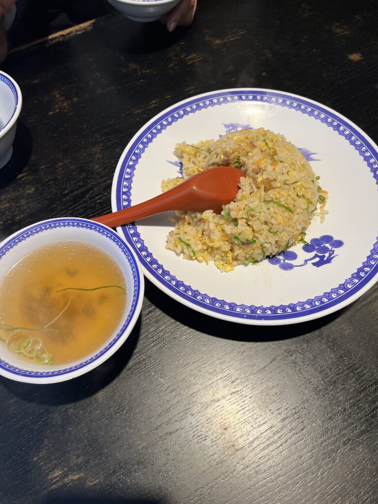 チャーハンとスープ
