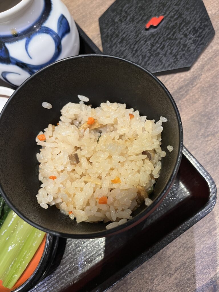 かやくごはん